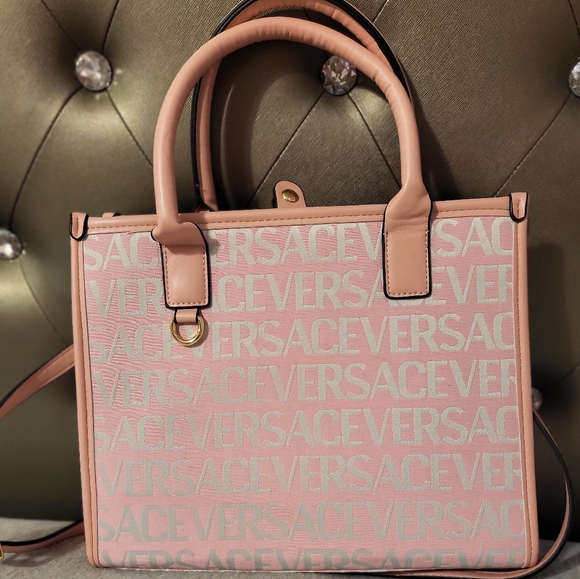 Pink Purse - Picture 3 of 3